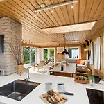 Yardila - 1-4km From The Sea By Interhome *