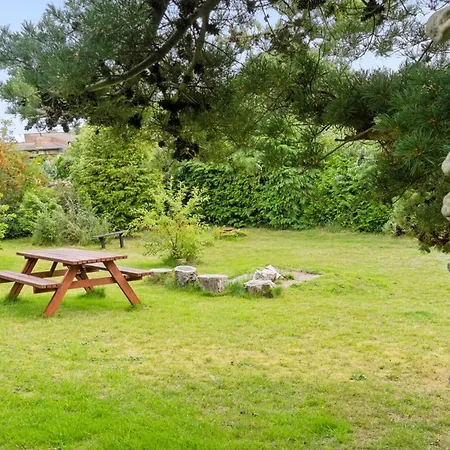Holiday home Yardila - 1-4km From The Sea By Interhome